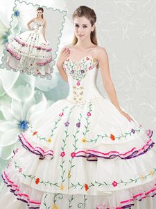 Custom Designed Ruffled Sweetheart Sleeveless Lace Up Quince Ball Gowns White Organza and Taffeta