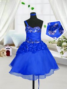 Blue Sleeveless Beading and Hand Made Flower Knee Length Kids Formal Wear