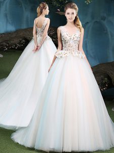 New Arrival White V-neck Lace Up Appliques Quinceanera Dress Brush Train Sleeveless