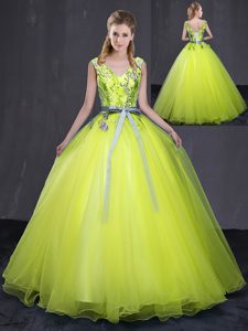 Sleeveless Floor Length Appliques and Belt Lace Up Quinceanera Gown with Yellow Green