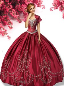 Sweetheart Sleeveless Lace Up Ball Gown Prom Dress Wine Red Taffeta