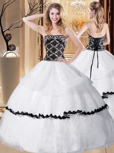 White Ball Gowns Beading Ball Gown Prom Dress Lace Up Organza Sleeveless Floor Length