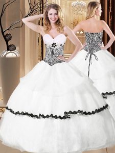 Chic White Organza Lace Up Sweetheart Sleeveless Floor Length Quinceanera Gowns Ruffled Layers and Pattern