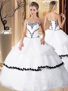 Sleeveless Lace Up Floor Length Beading and Embroidery Quince Ball Gowns