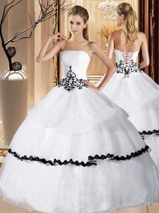 Fashion Sleeveless Appliques and Ruffled Layers Lace Up Sweet 16 Dresses